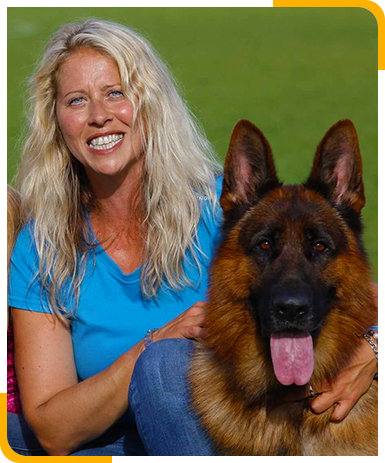 Michaela Maier mit Schäferhund
